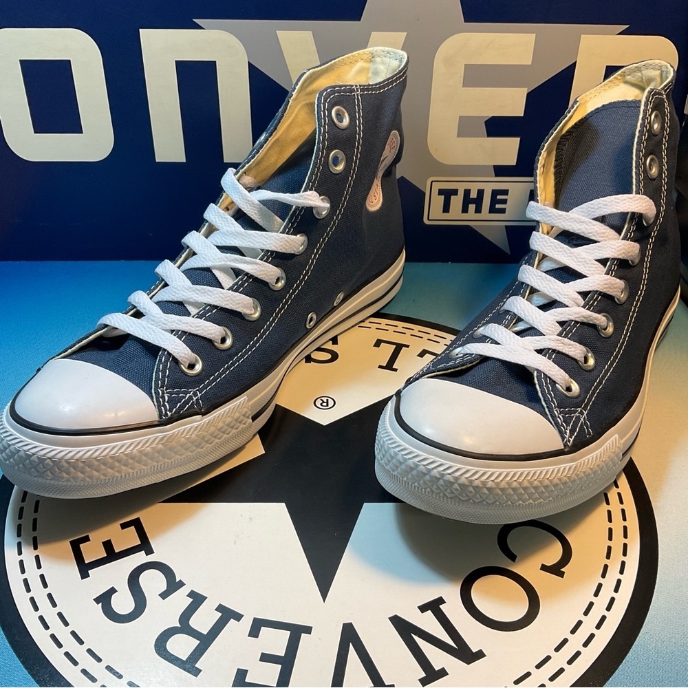 Converse Men's Chuck Taylor Navy High Top - Picture 4 of 6